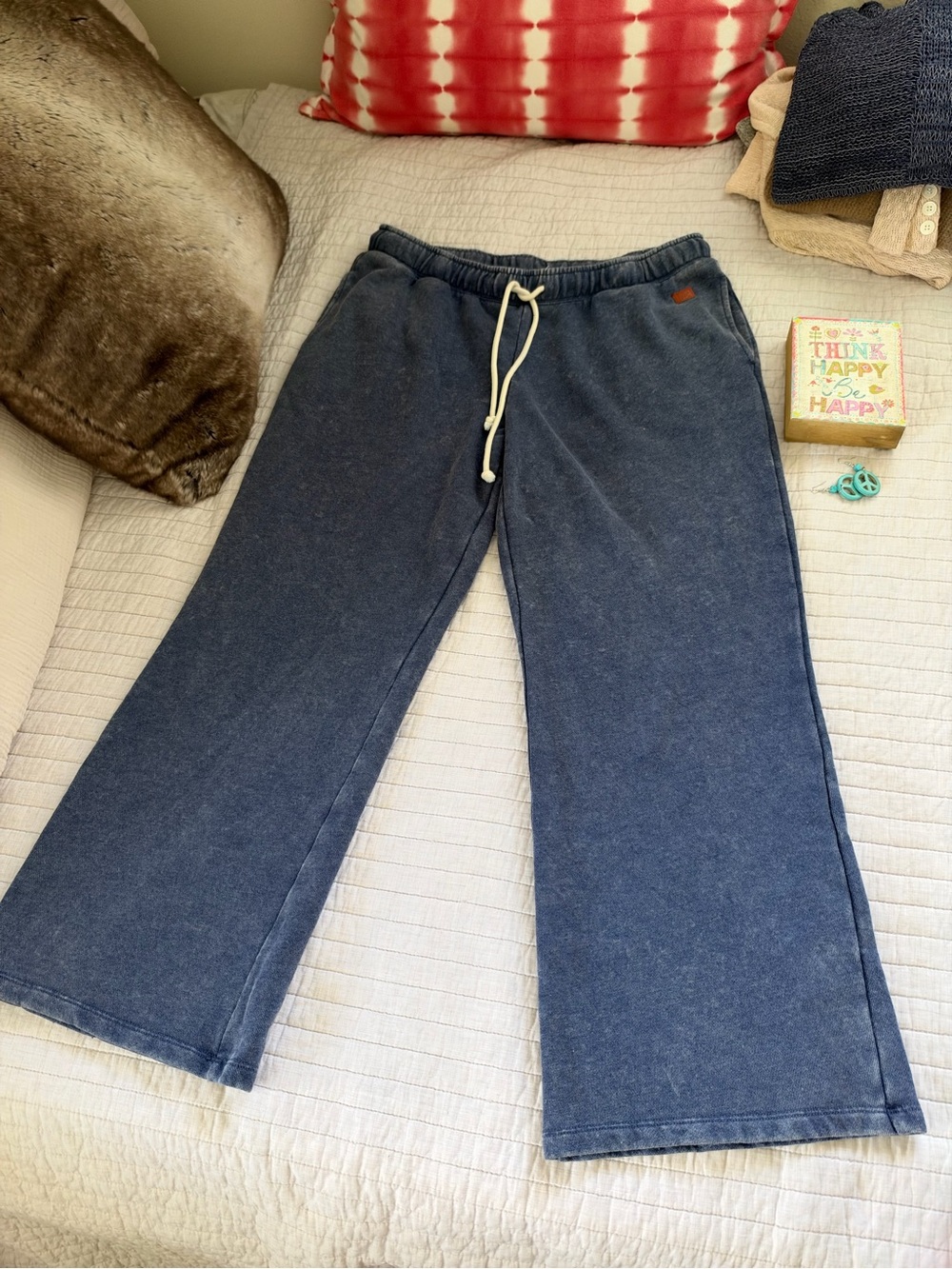 Peace love world Boho blue stonewashed wide leg pull on lounge pants M